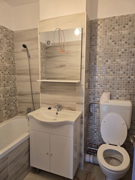 Titan, 5 minute metrou si parc IOR, pe Al Djud, 15 minute mall Park Lake,